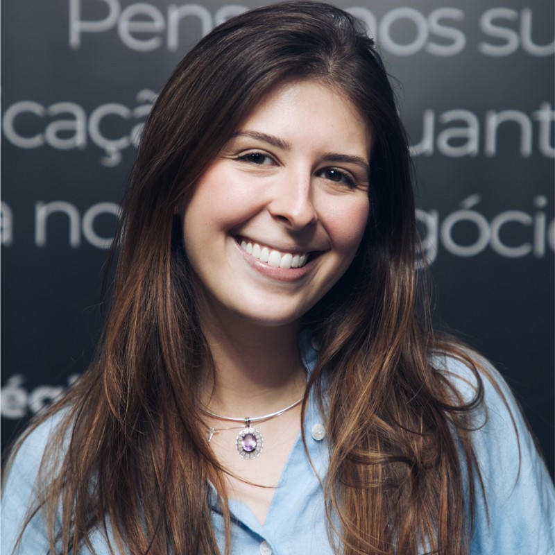 Laura Bernardes, coordenadora de conteúdo da Hedgehog Digital